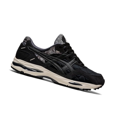 Black Men's Asics GEL-MC PLUS Sneakers | US04271HE