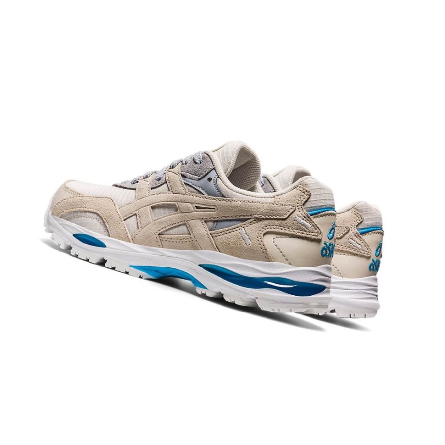 Beige Women's Asics GEL-MC PLUS Sneakers | US14985DQ