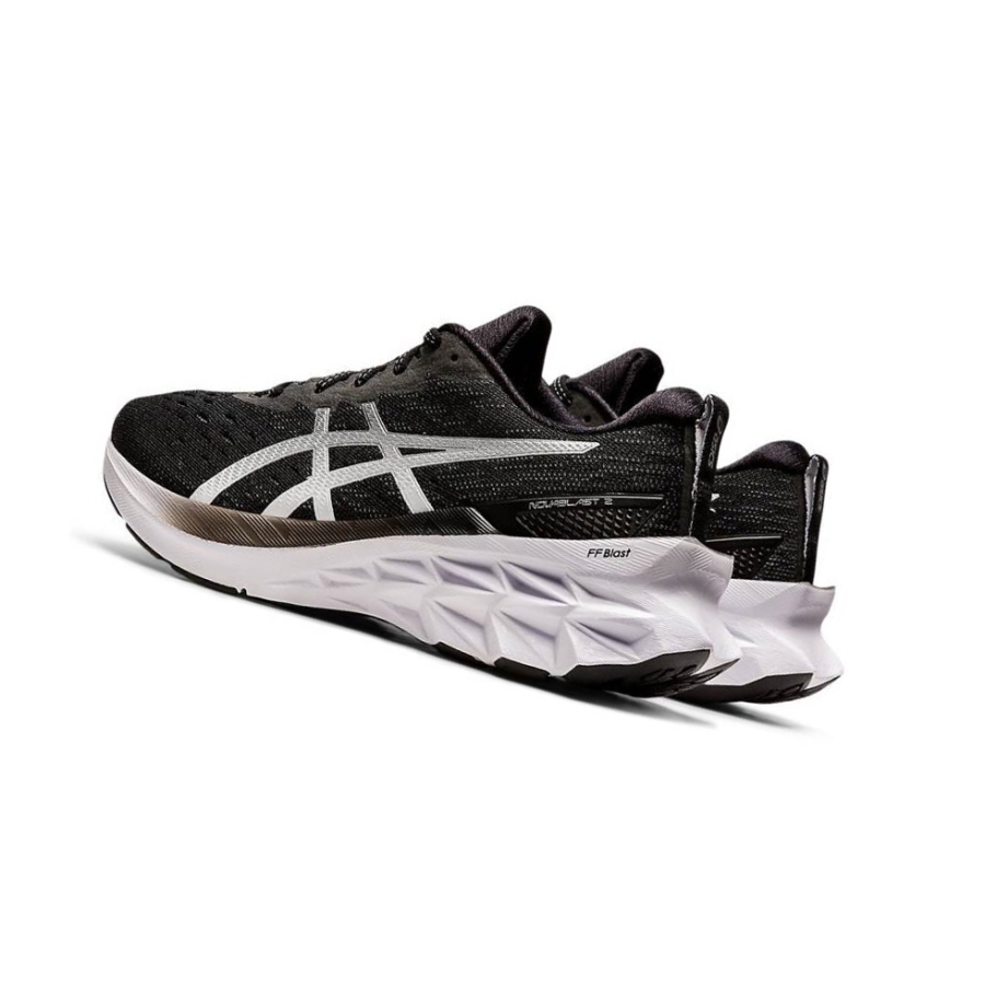 Black Women's Asics NOVABLAST 2 Running Shoes | US74635ST