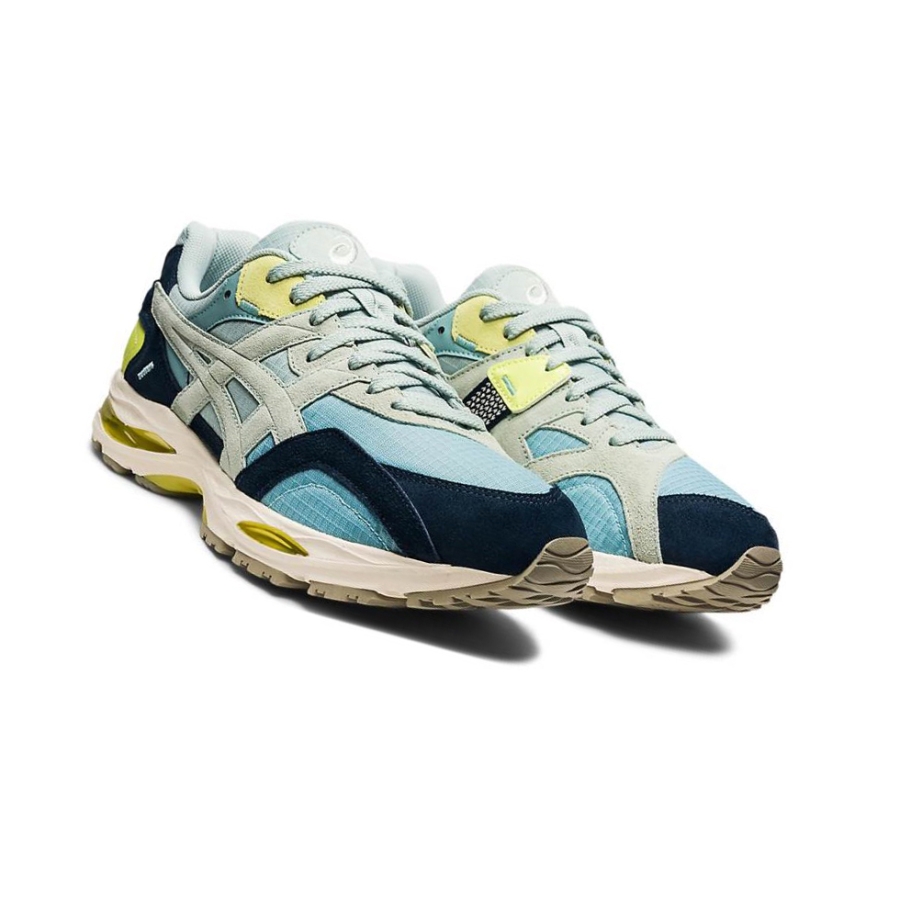 Blue Men's Asics GEL-MC PLUS Sneakers | US25107VX