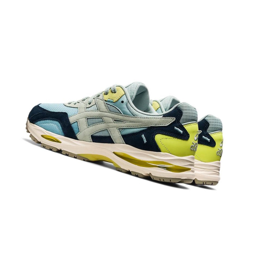 Blue Men's Asics GEL-MC PLUS Sneakers | US25107VX