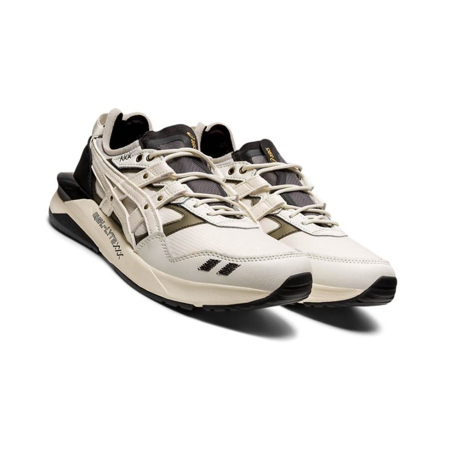 Cream Men's Asics GEL-LYTE III Sneakers | US59123OP