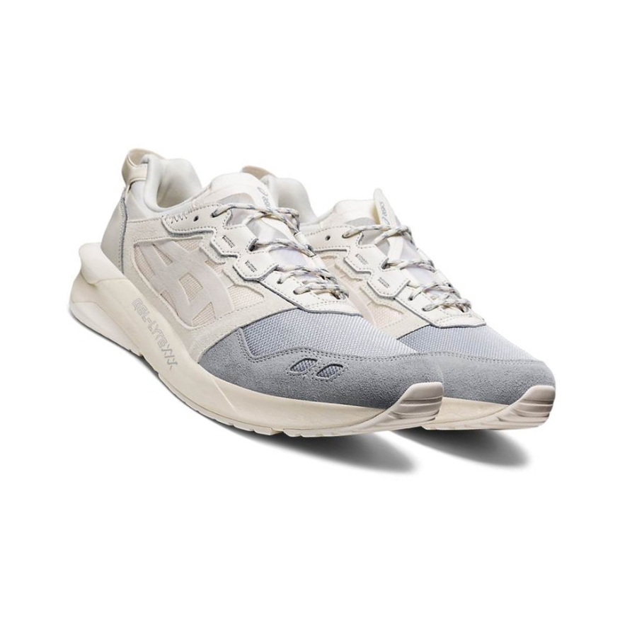 Cream Men's Asics GEL-LYTE III Sneakers | US67935IJ