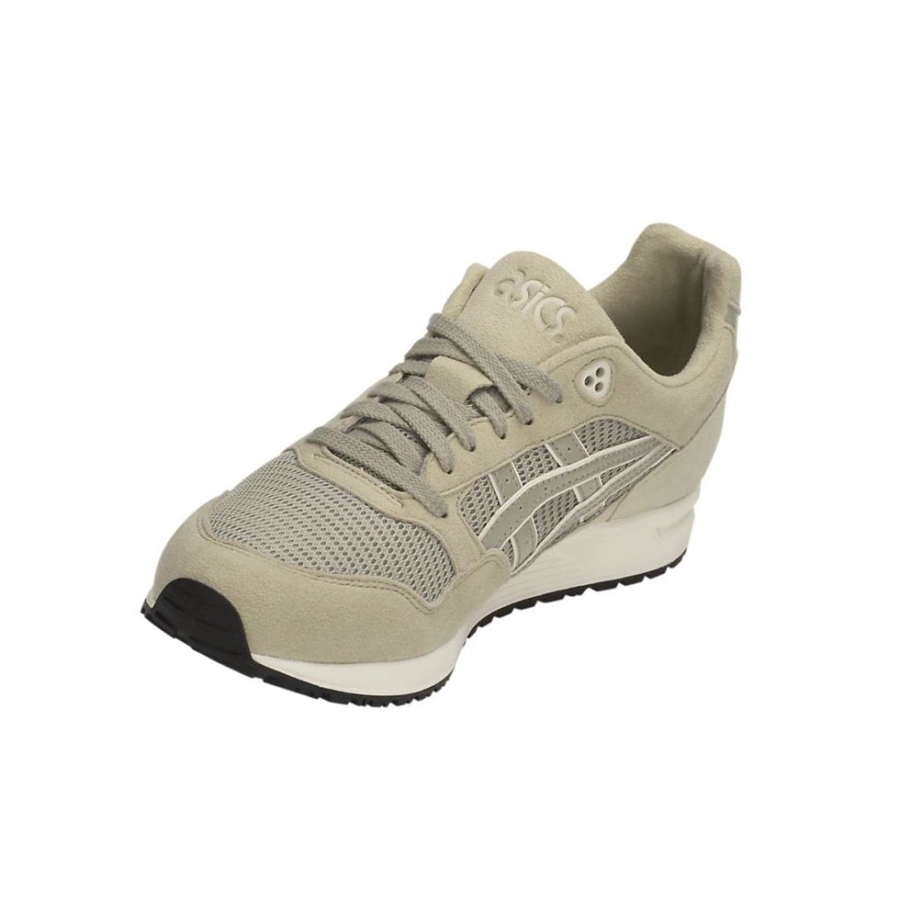 Cream Men's Asics GEL-SAGA Sneakers | US37205VH