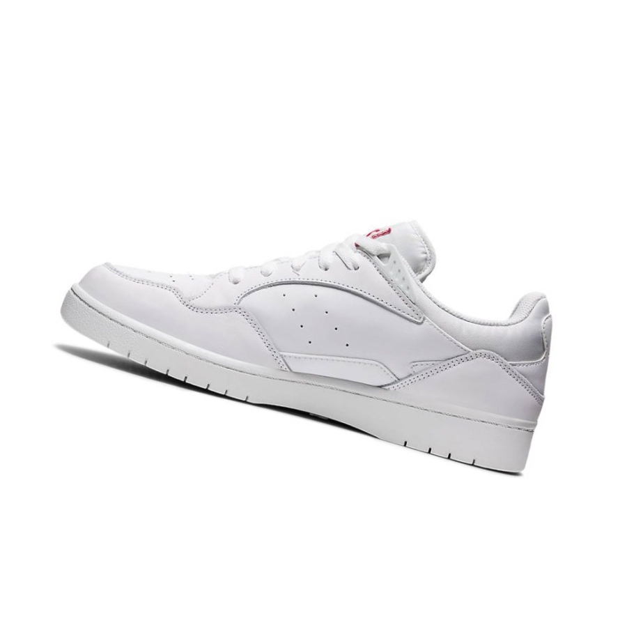 White Men's Asics SKYCOURT Sneakers | US42087PE