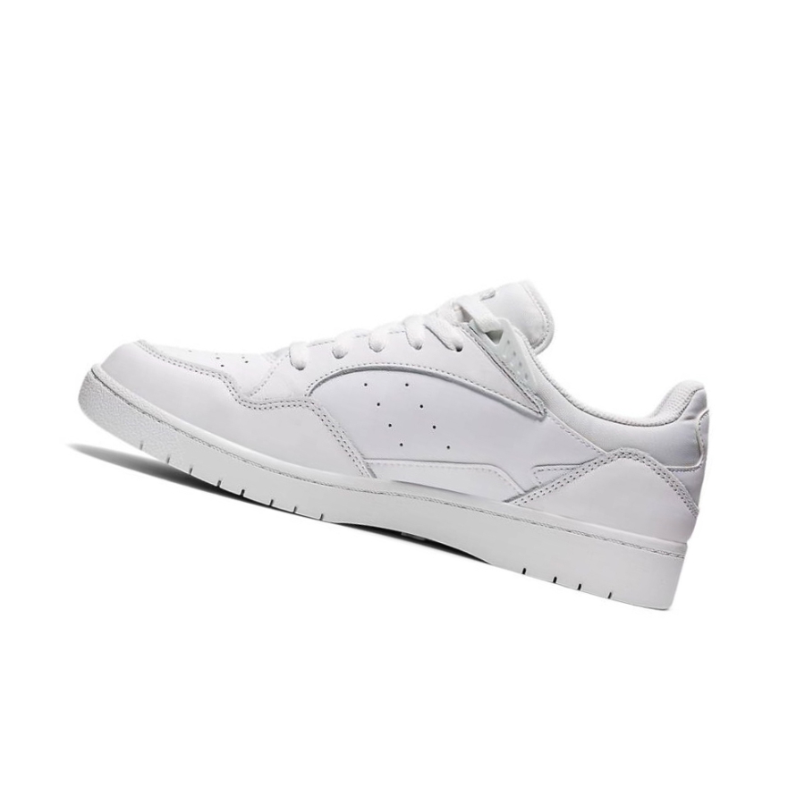 White Men's Asics SKYCOURT Sneakers | US80421DN