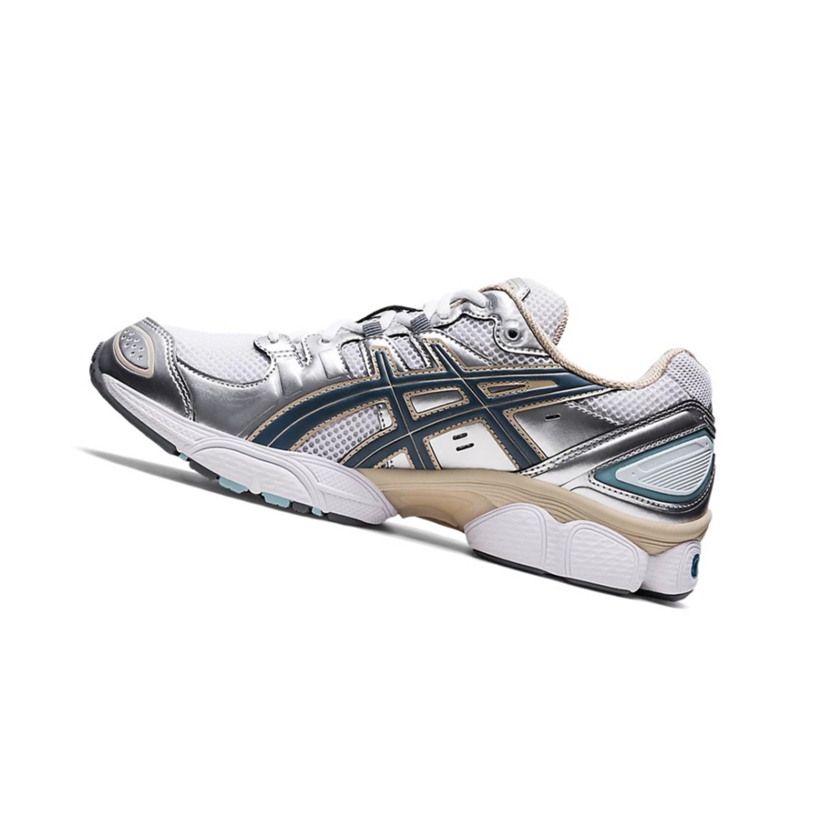 White / Steel Grey Women's Asics GEL-NIMBUS 9 Sneakers | US93675UI