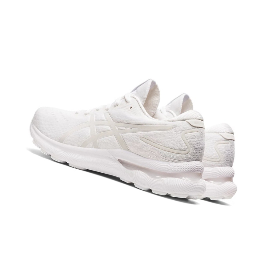 White / White Women's Asics GEL-NIMBUS 24 Running Shoes | US41395MY