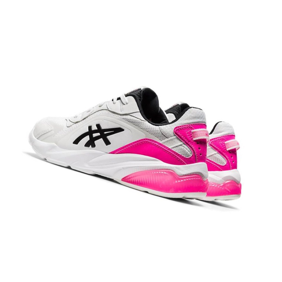 White Women's Asics GEL-QUANTUM INFINITY Sneakers | US86510VC