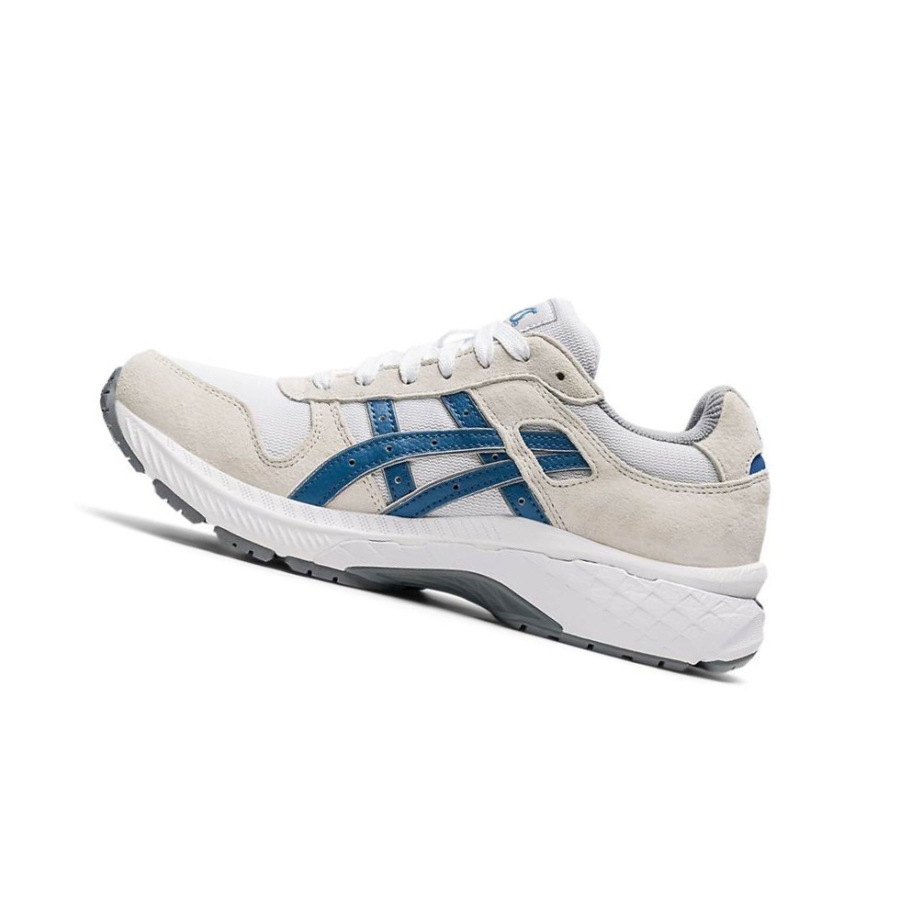 White Women's Asics GT-II Sneakers | US51349XL