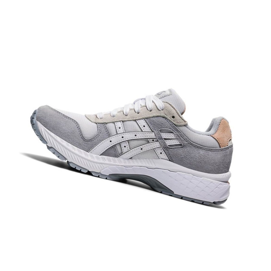 White Women's Asics GT-II Sneakers | US74293EZ