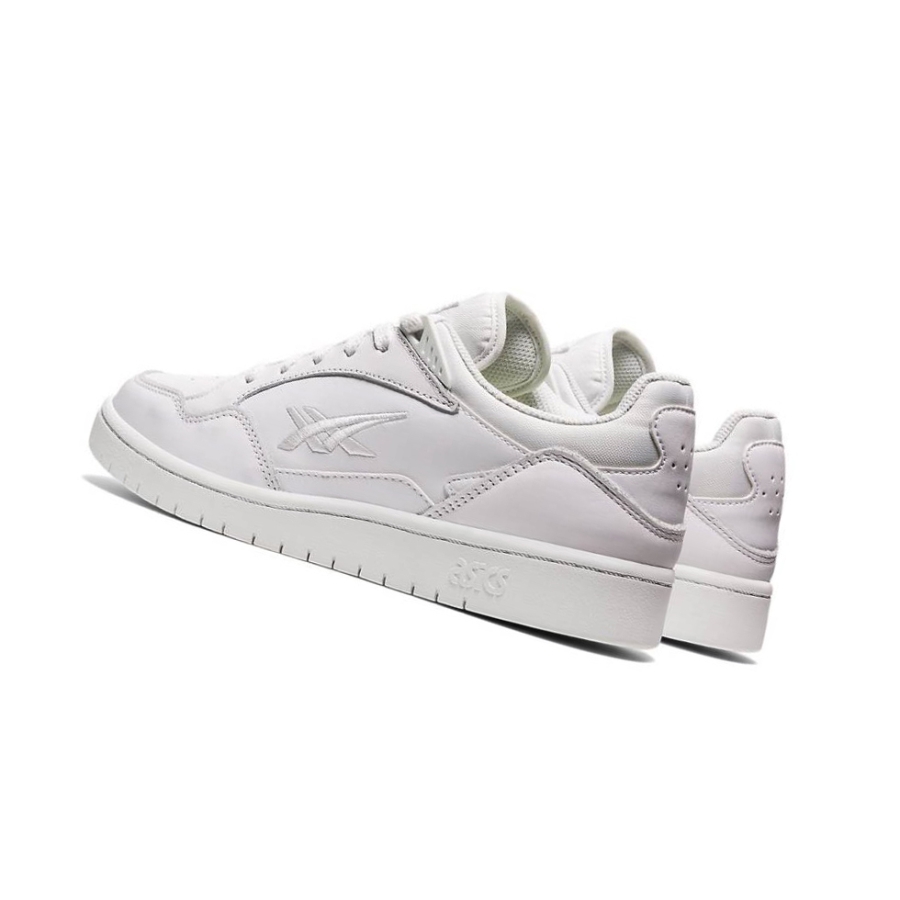 White Women's Asics SKYCOURT Sneakers | US75960GS