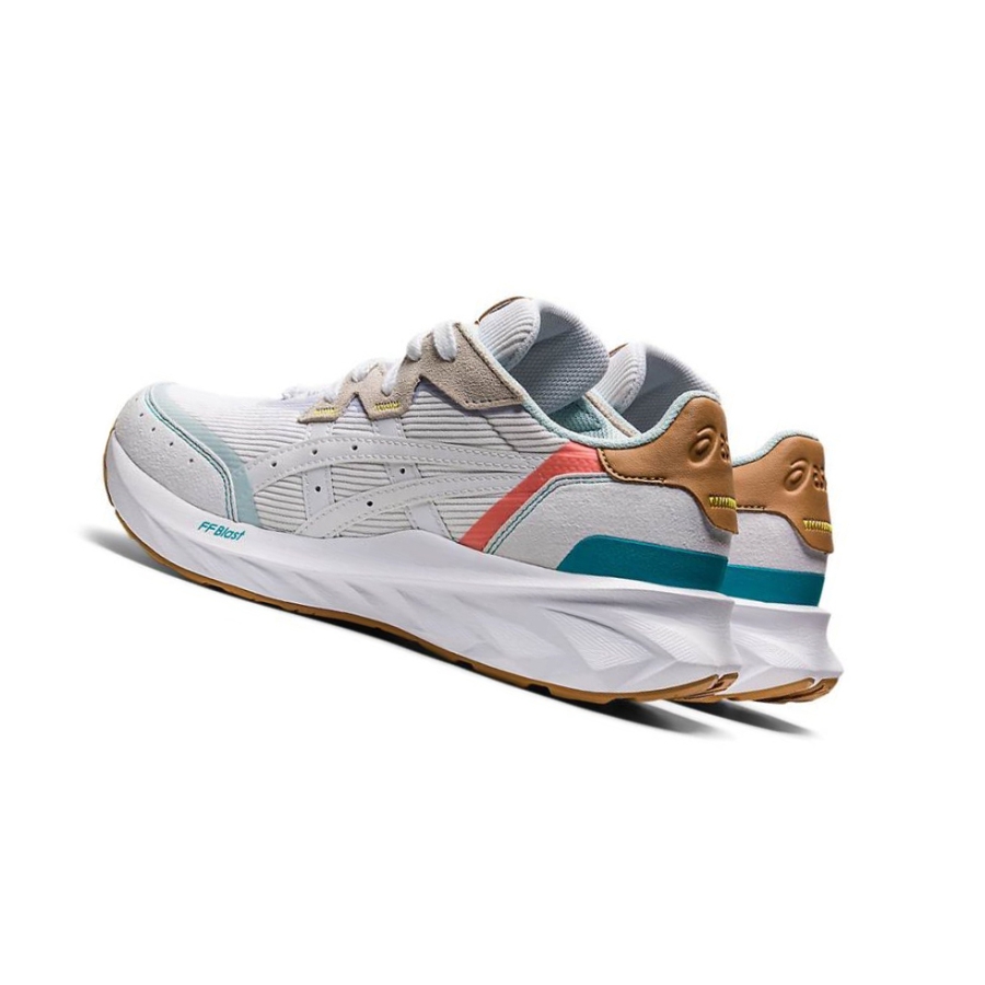 White Women's Asics TARTHER BLAST Sneakers | US85321MV