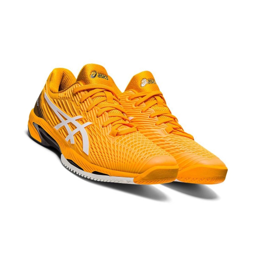 Yellow Men's Asics SOLUTION SPEED FF 2 Tennis Shoes | US03795GL